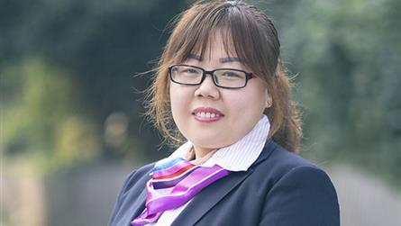 2019“感動冠城教育”十大年度人物——李小宜