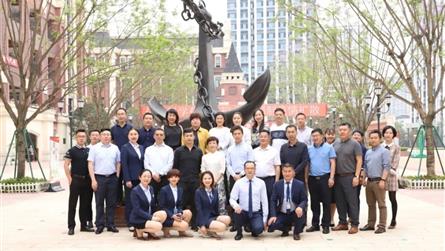 打開文化場域創(chuàng)構(gòu)的天窗——冠城教育舉辦“校園文化與...