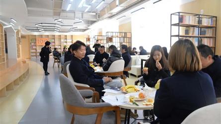 初冬的溫暖 || 眉山冠城實驗學校初中班主任沙龍溫...