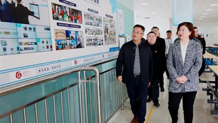 真抓實干 再續(xù)華章 || 溫江區(qū)委常委到成都冠城實...