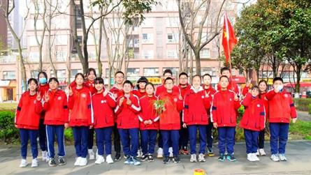 攜萬盞星火 赴千山湖海 || 走進(jìn)成冠學(xué)子們的學(xué)雷...