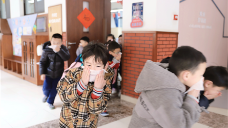 校園消防演練 筑牢安全防線