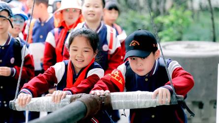 行走天府，研學正當時！成都冠城實驗學校掀起研學熱潮