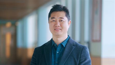 2024“感動冠城教育”十大年度人物——王宗仁