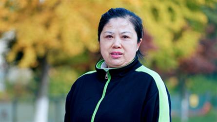 2024“感動冠城教育”十大年度人物——楊鳳