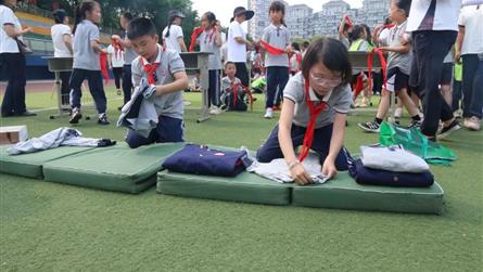 以勞育筑基 育時(shí)代新人 ‖ 成都冠城實(shí)驗(yàn)學(xué)校勞動(dòng)文...